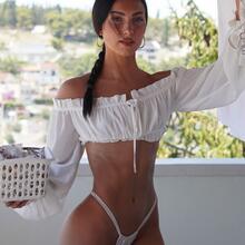  Nude