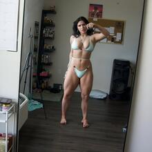  Nude