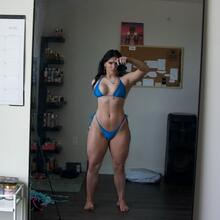  Nude