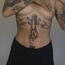 Nude