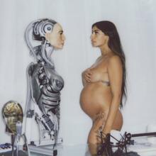  Nude