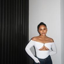  Nude