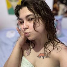  Nude