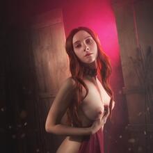  Nude