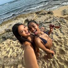  Nude