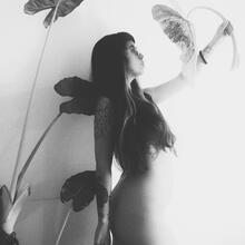  Nude