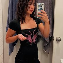  Nude