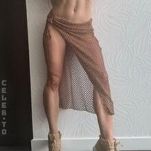  Nude