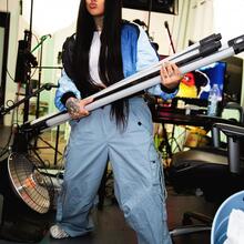  Nude