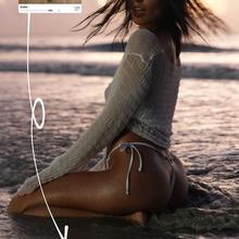  Nude