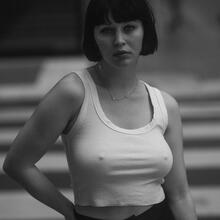  Nude
