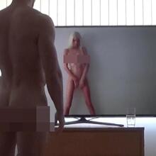  Nude