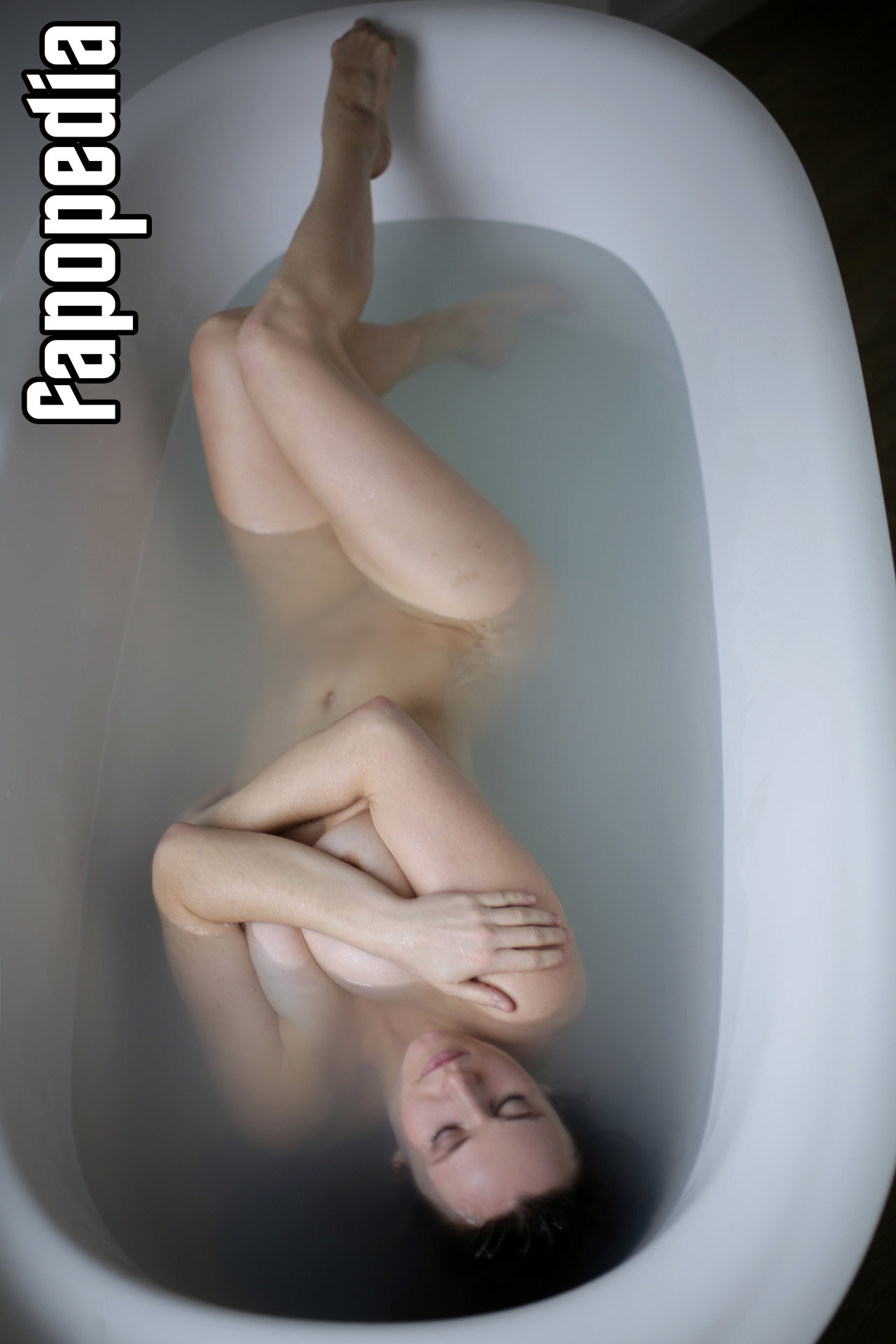 Stella Cleyo Nude Leaks