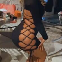  Nude