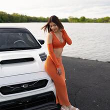  Nude