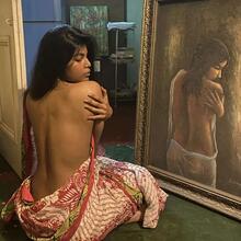  Nude