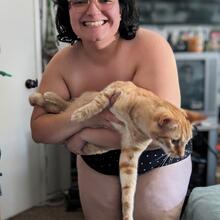  Nude