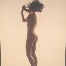  Nude