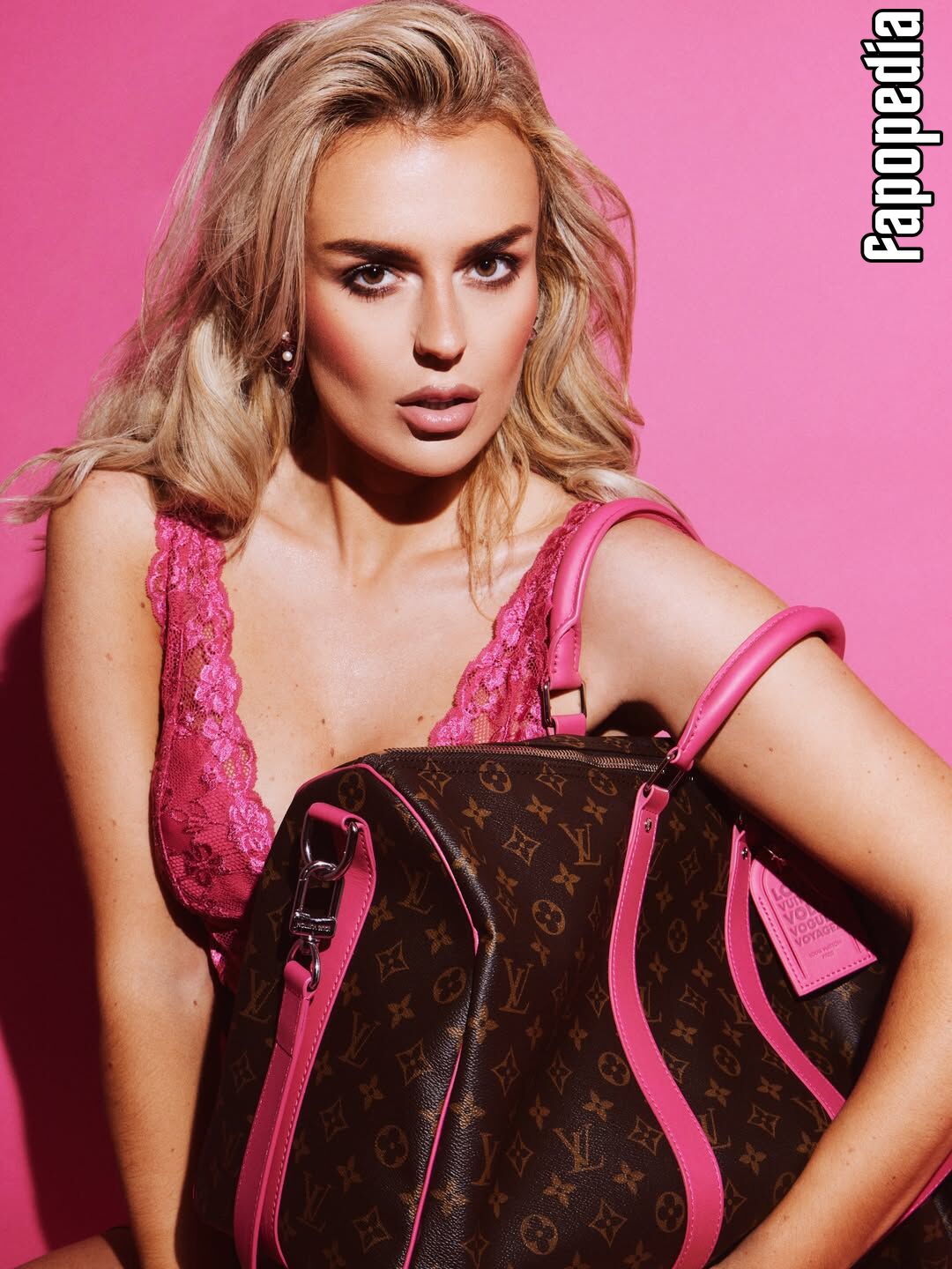 Tallia Storm