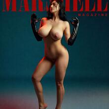  Nude