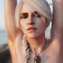  Nude