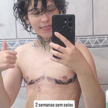  Nude