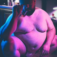  Nude