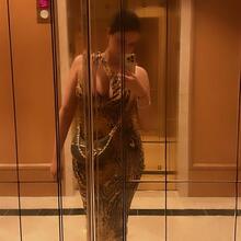  Nude