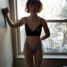  Nude
