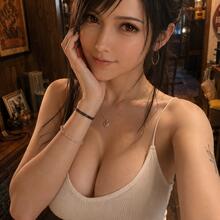  Nude