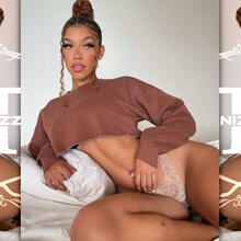  Nude