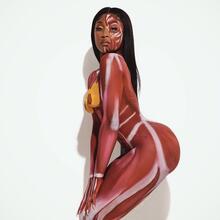  Nude