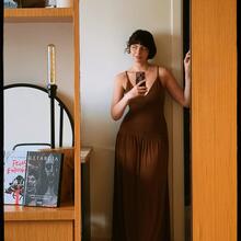  Nude