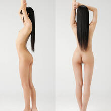  Nude