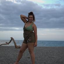  Nude