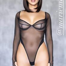  Nude
