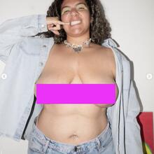  Nude