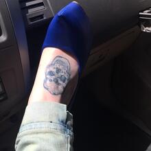  Nude