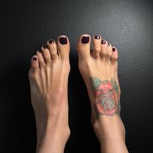  Nude