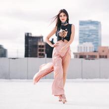  Nude