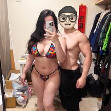 Nude