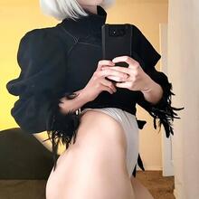  Nude