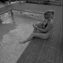  Nude