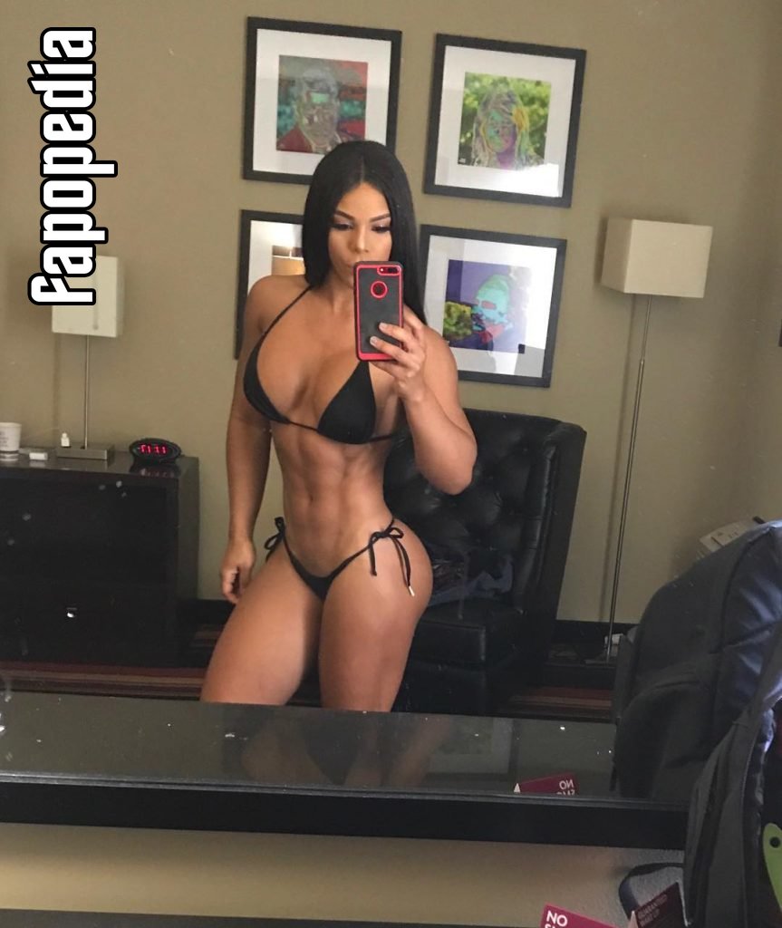 Yarishna Nicole Ayala Nude Leaks