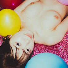  Nude