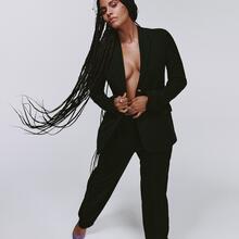  Nude